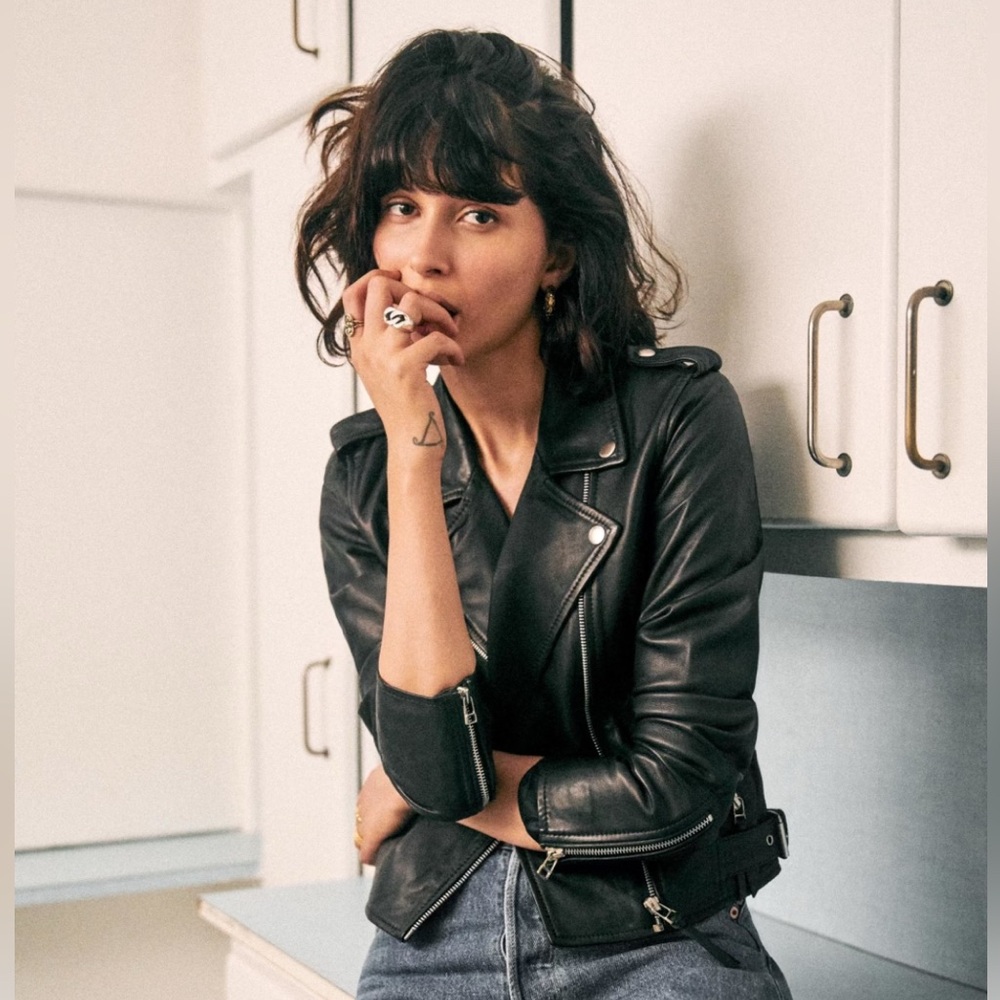 Sézane Black Leather Biker Moto Zig Jacket, almost new, cropped, size 8, Medium